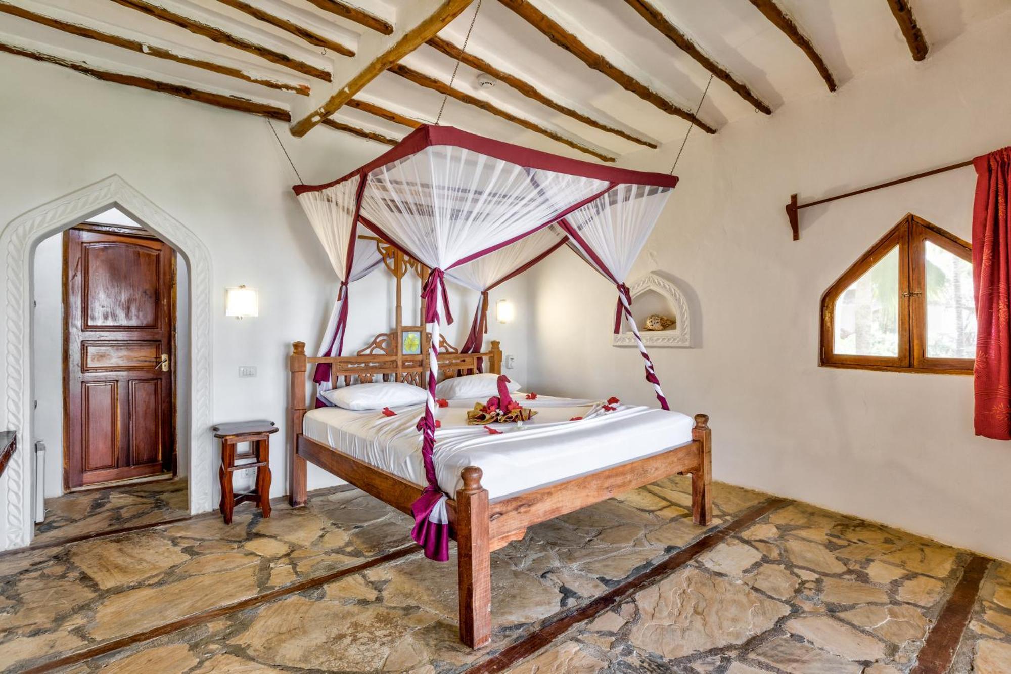 Ahg Waridi Beach Resort & Spa Pwani Mchangani Exterior foto